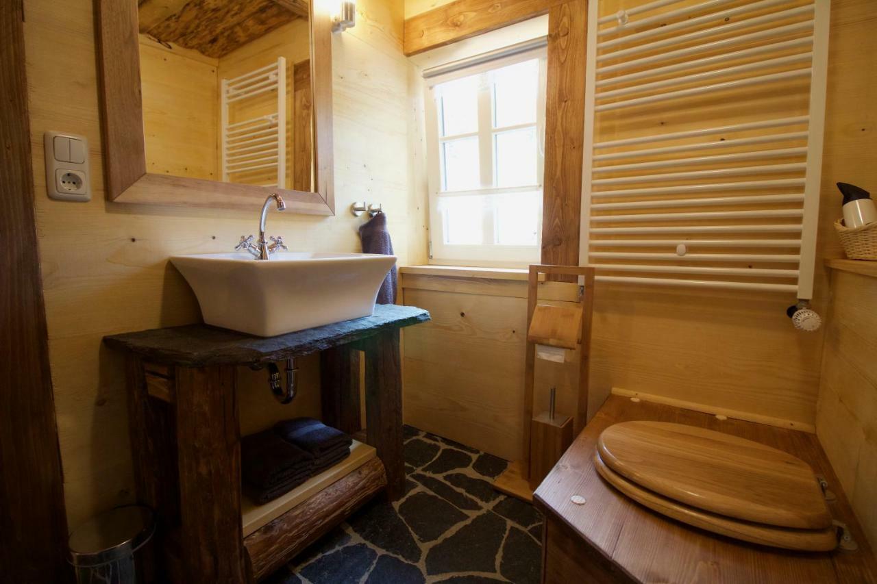 Ferienhaus Anno Dazumal, Wie Zu Opa'S Zeiten Klingenthal Luaran gambar